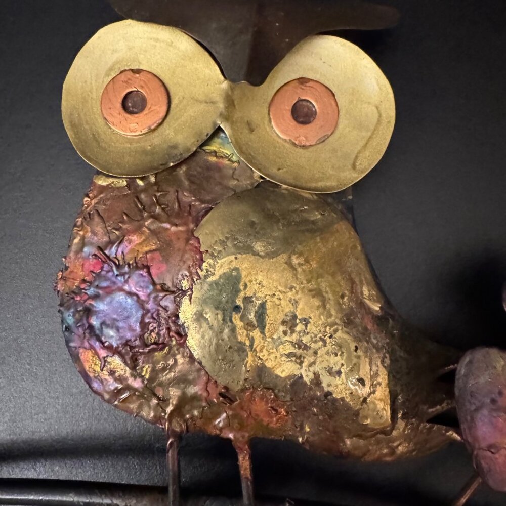 Metal Owl Wall Art With Flowers & Hooks Rustic Handcrafted Design Multi-Color - Picture 10 of 16